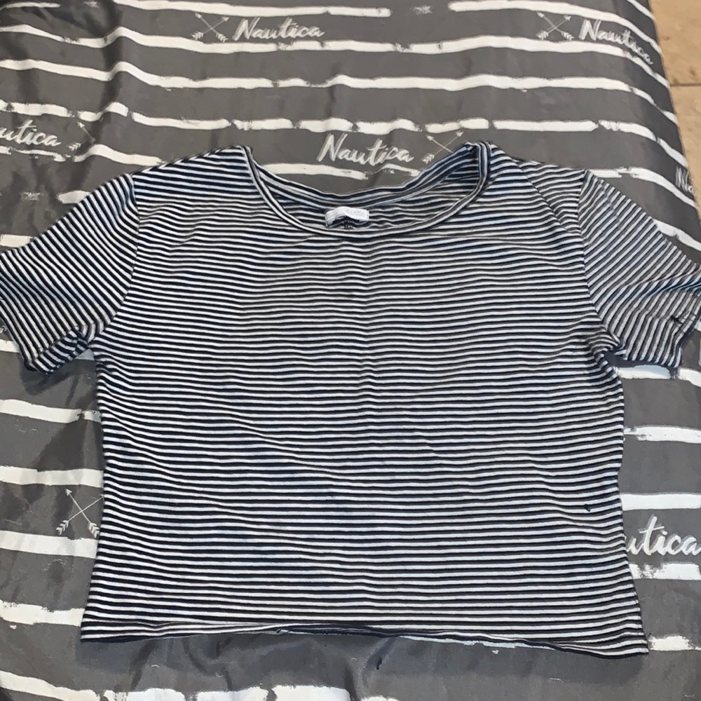 white and black striped crop tee
